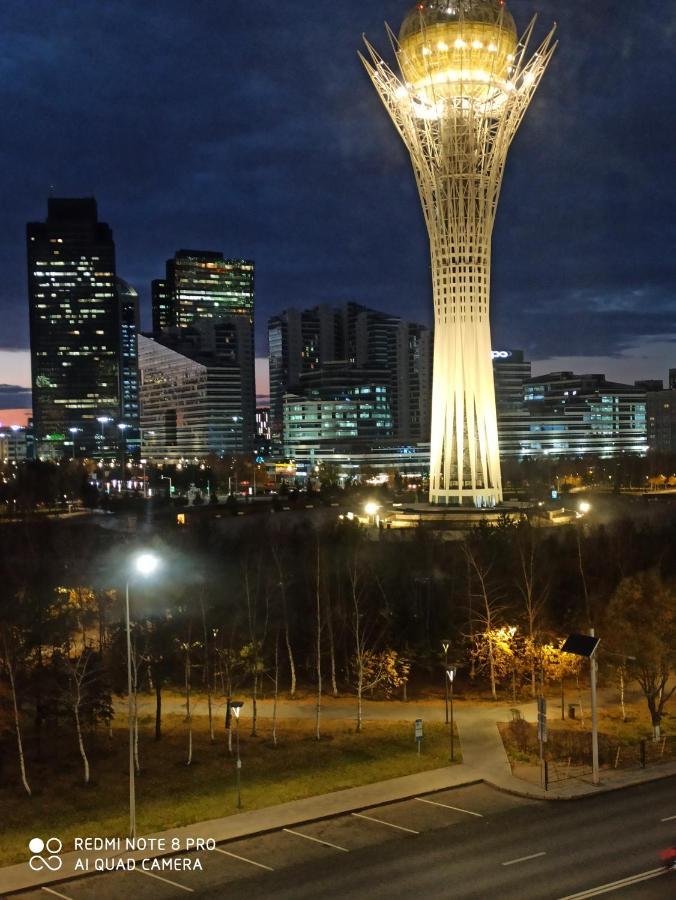 Апартаменты В Центре Левого Берега Asztana Kültér fotó